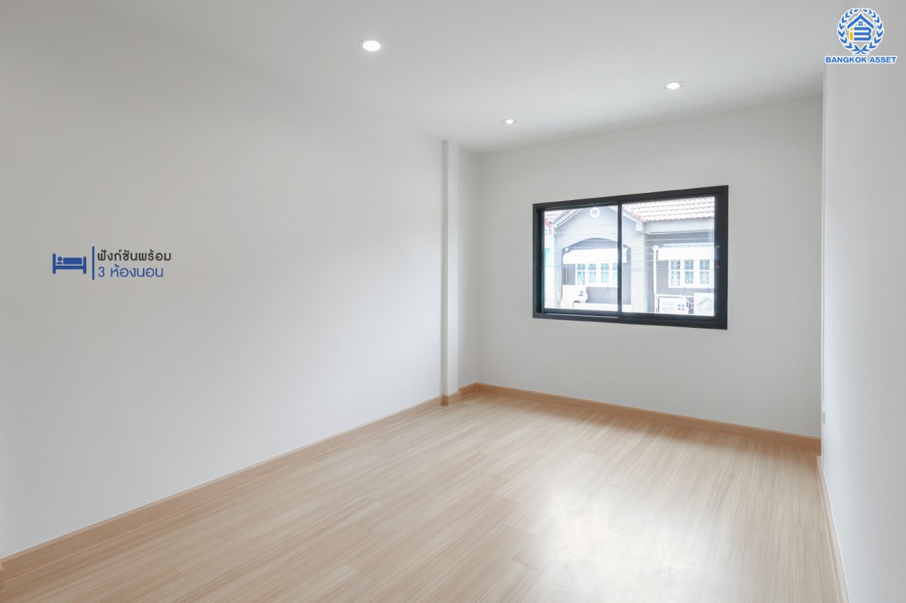 บ้านมือสองตกแต่งใหม่ ม.บัวทองธานีพาร์ค กาญจนาฯ-บางบัวทอง ทาวน์เฮ้าส์พร้อมเข้าอยู่ เนื้อที่ 19.5 ตร.ว. ฟังก์ชัน 3 ห้องนอน 2 ห้องน้ำ 1 ที่จอดรถ บนทำเลเดินทางสะดวก เข้า-ออกได้ทั้ง ถ.กาญจนาฯ และ ถ. บางกรวย-ไทรน้อย ใกล้ทางด่วน, เซ็นทรัลเวสต์เกต และรถไฟฟ้าสายสีม่วง "สถานีคลองบางไผ่"…